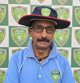 Cricket Coach